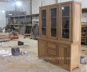 Lemari Display Minimalis 3 Pintu Toko Mebel Online Jepara Mebel Store www.jeparamebelstore.com