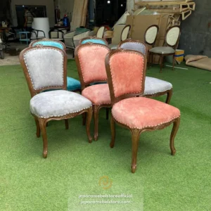 Kursi Makan Jati Klasik Maudy Jeparamebelstore.com